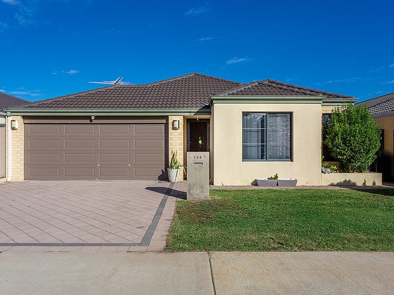 124 Canna Drive, Canning Vale, WA 6155