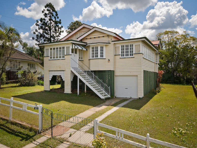 63 Beatrice Street Bardon QLD 4065 realestate .au