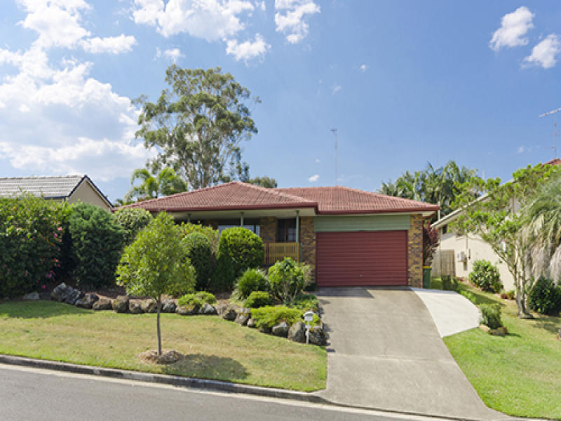 37 Pinkwood Drive, Ashmore, QLD 4214 - realestate.com.au