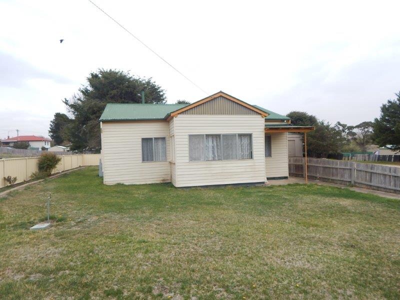 4 Boyd Street, Nimmitabel, NSW 2631 Property Details