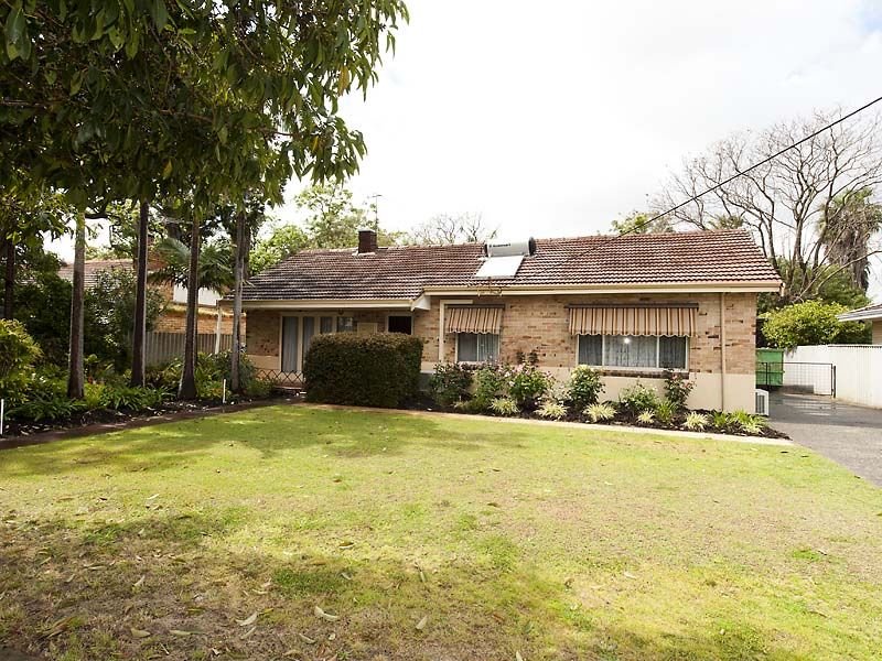 40 Berehaven Avenue, Thornlie, WA 6108 Property Details