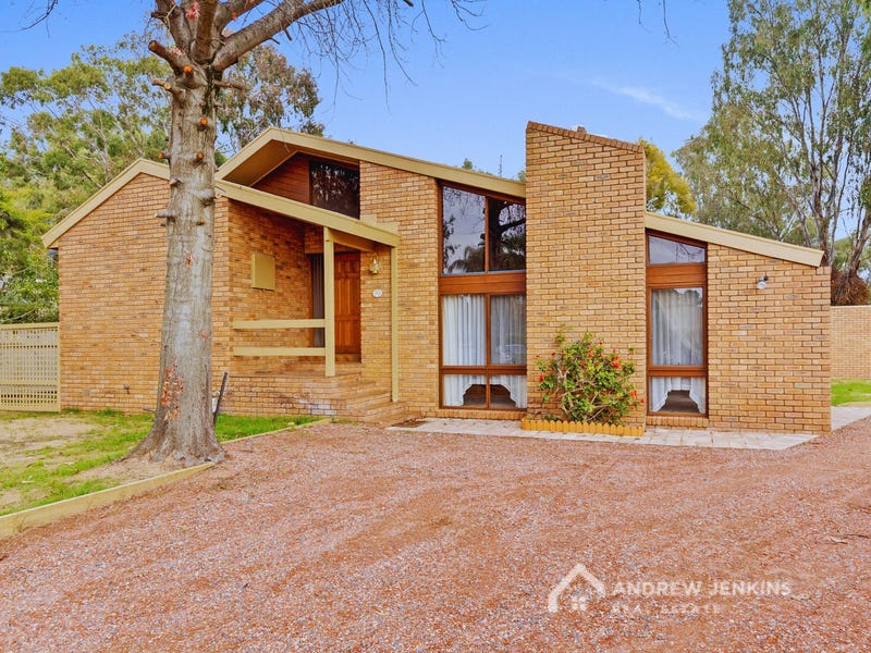 6 Robert Fuller Ct, Tocumwal, NSW 2714 House for Sale