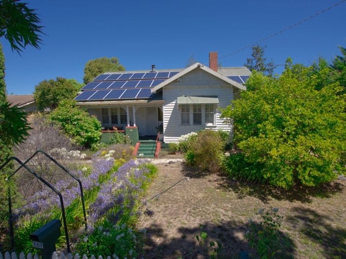 107 Neill Street, Beaufort, Vic 3373 Property Details