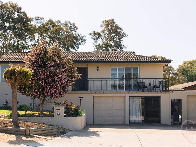 24 Emerton Street, Evatt, ACT 2617 House for Sale