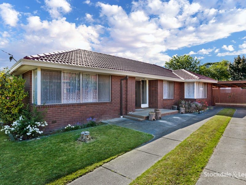 54 Silverton Drive, Ferntree Gully, VIC 3156