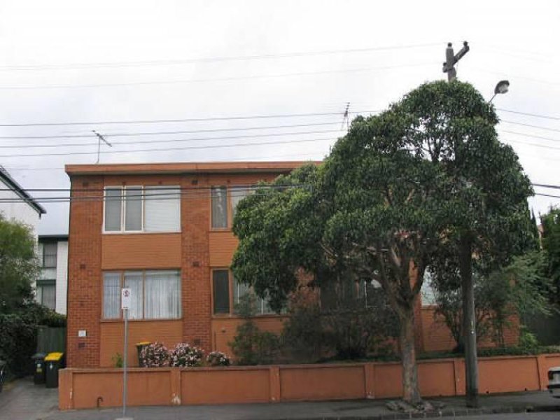 4/4 Allard Street, Brunswick West, Vic 3055