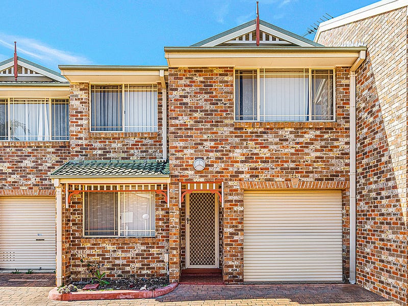 8/26 Holland Crescent, Casula, NSW 2170 Property Details