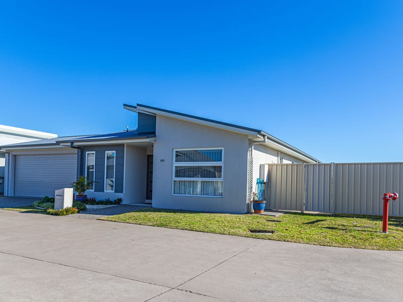 Palm Lake Resort Fern Bay Retirement Village at 1117 Nelson Bay Road