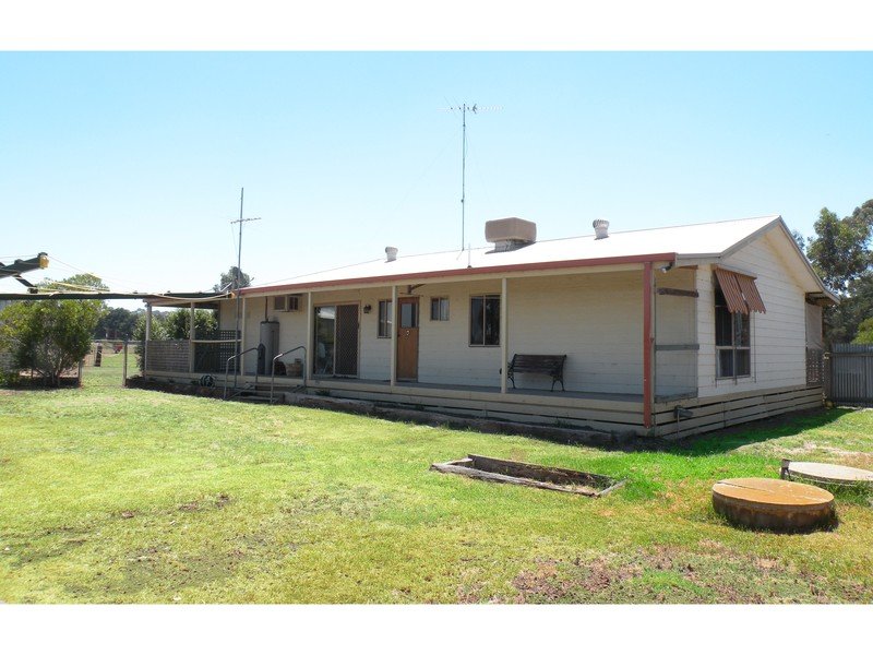 30 Gibbons Road, Lara, VIC 3212