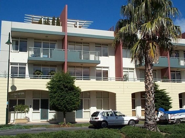 119 Beach Street, Port Melbourne, VIC 3207