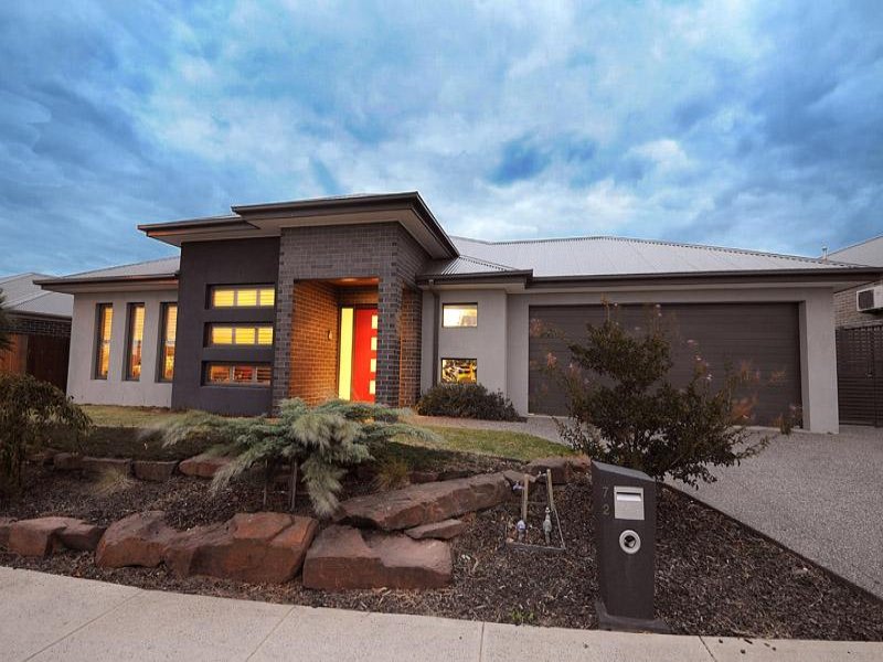 72 Arena Parade, Officer, Vic 3809 Property Details