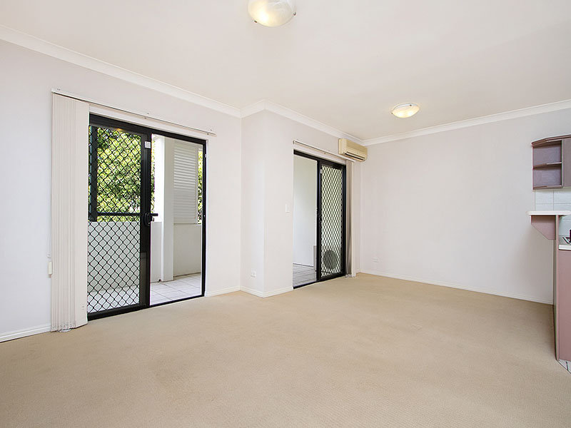 1/46 Lambert Road, Indooroopilly, QLD 4068