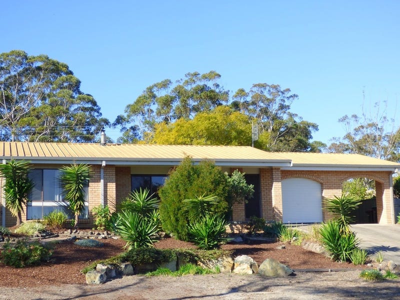 28 Idlewilde Cres, Pambula, NSW 2549