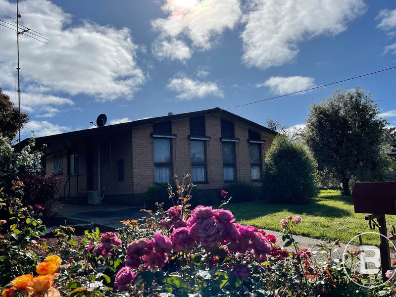 56 Broadway, Dunolly, VIC 3472