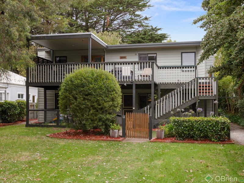 12 Mclardy Court, Cowes, VIC 3922