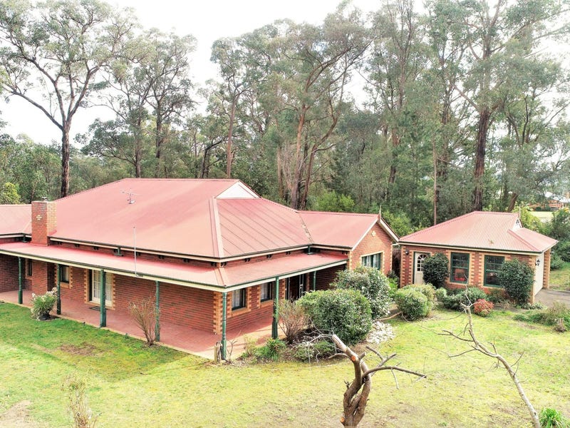 19 Golf Links Drive, Mirboo North, VIC 3871