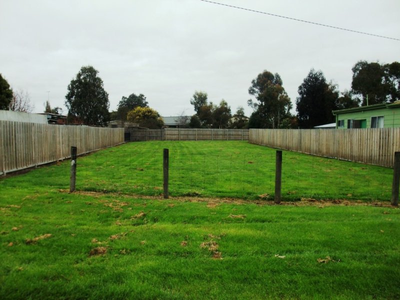 33 Creamery Road, Yinnar, VIC 3869