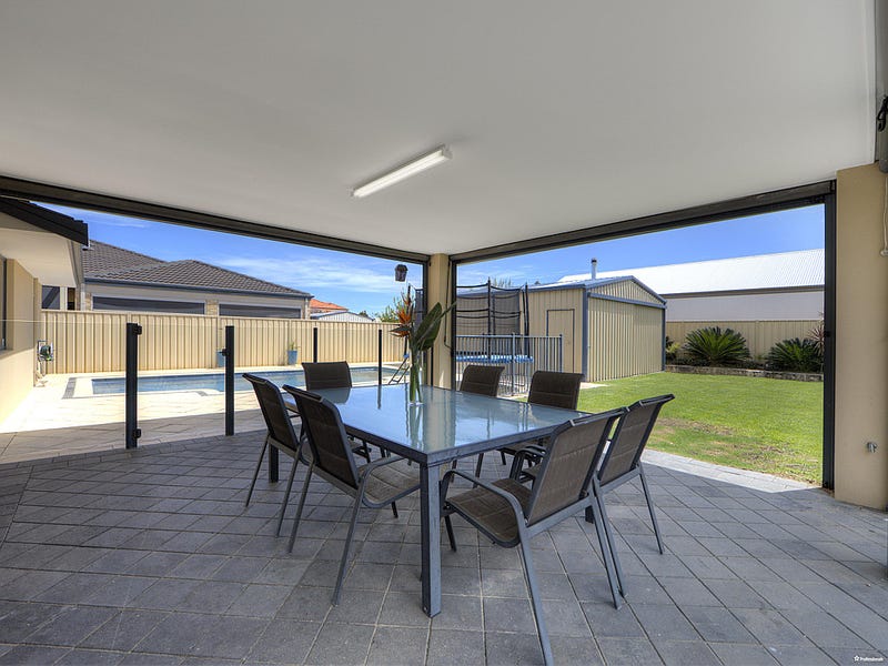 43 The Promenade, Wattle Grove, WA 6107