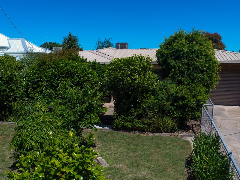 25 Tocumwal Road, Numurkah, Vic 3636 House for Sale