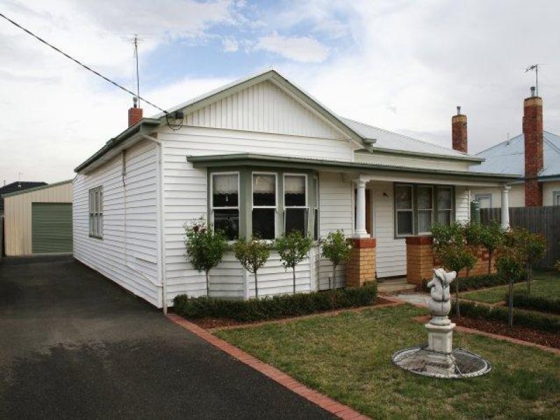 9 Essex Street, Wendouree, VIC 3355