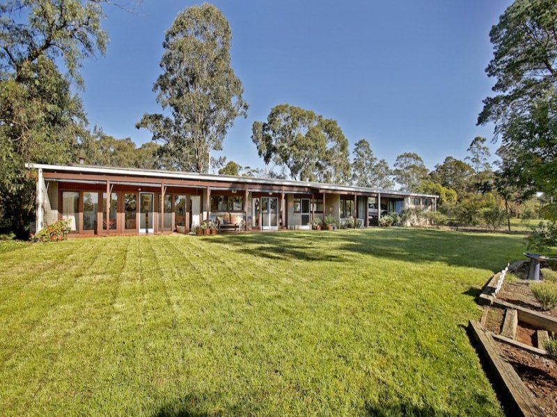 13 Araluen Place, Camden South, NSW 2570