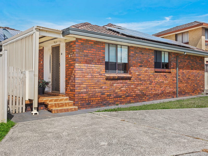 2/35 Loftus Drive, Barrack Heights, NSW 2528