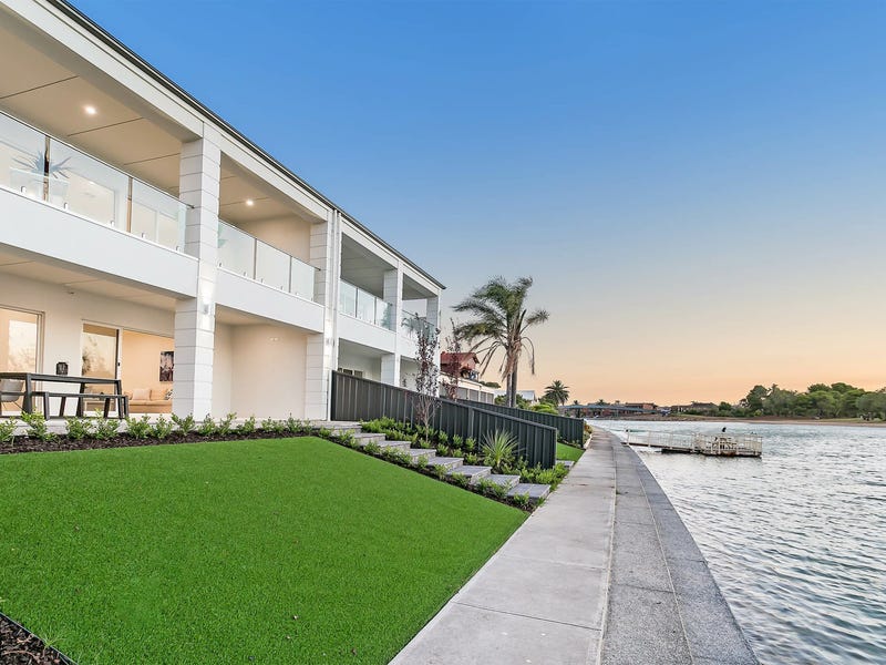 65A Lochside Drive, West Lakes, SA 5021
