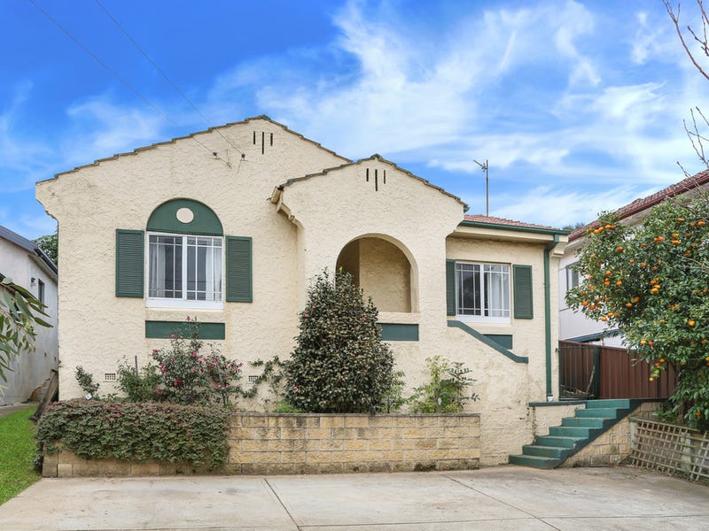 214 Gladstone Avenue, Mount Saint Thomas, NSW 2500