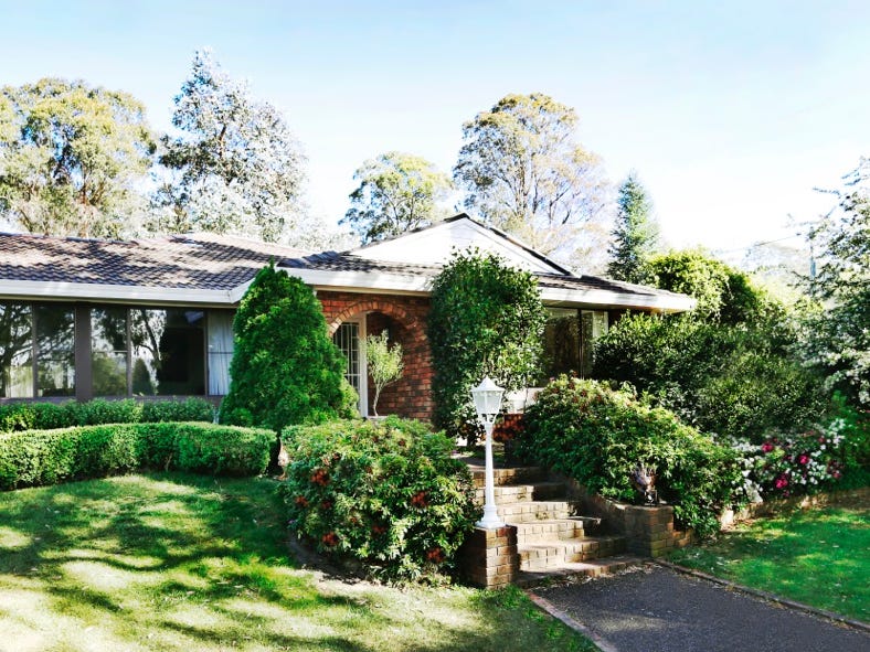 22 Fairway Drive, Bowral, NSW 2576 Property Details