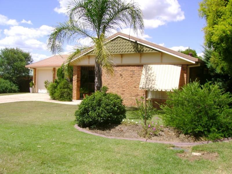 92 Weewondilla Road, Warwick, QLD 4370