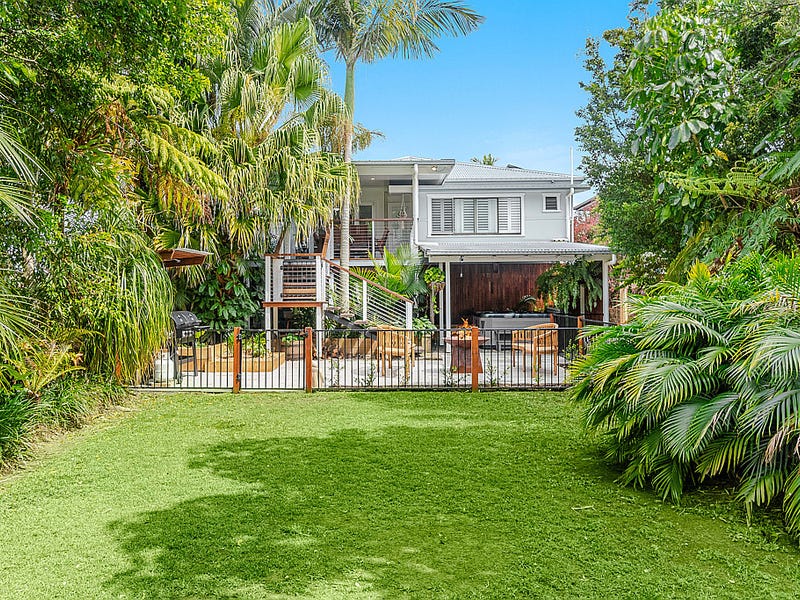 16 McLachlan Street, Maclean, NSW 2463 Property Details