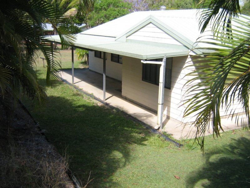 27 Windsor Drive, Hay Point, QLD 4740