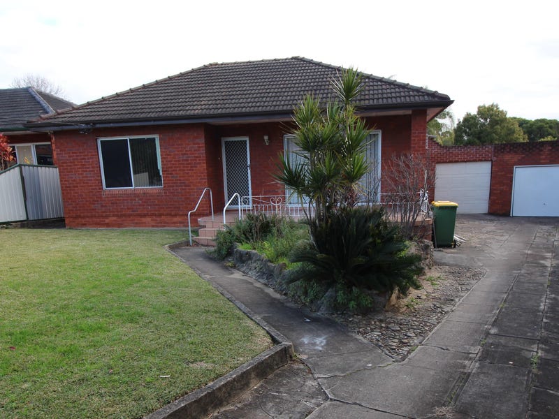 18 Vista Cres, Chester Hill, NSW 2162