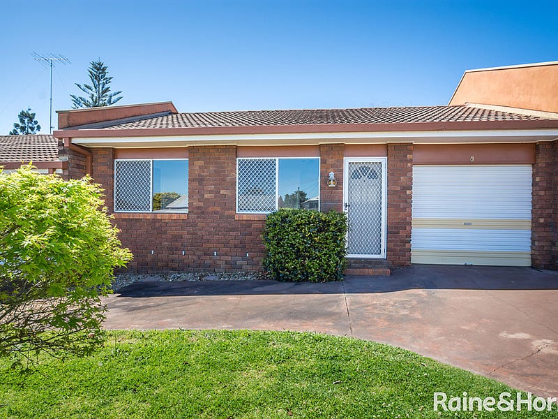 4/17 Hume Street, North Toowoomba, QLD 4350