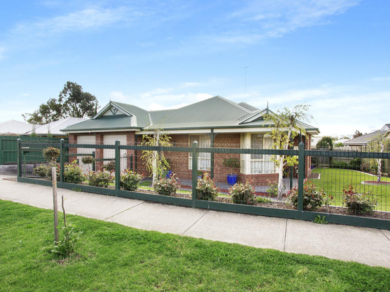 30 Meadowvale Drive, Grovedale, Vic 3216 Property Details