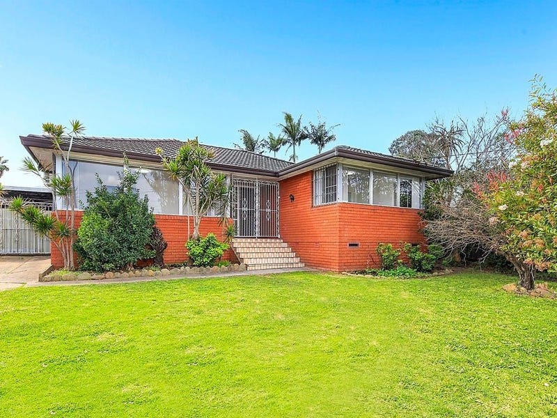 11 Marden Street, Hall, NSW 2198