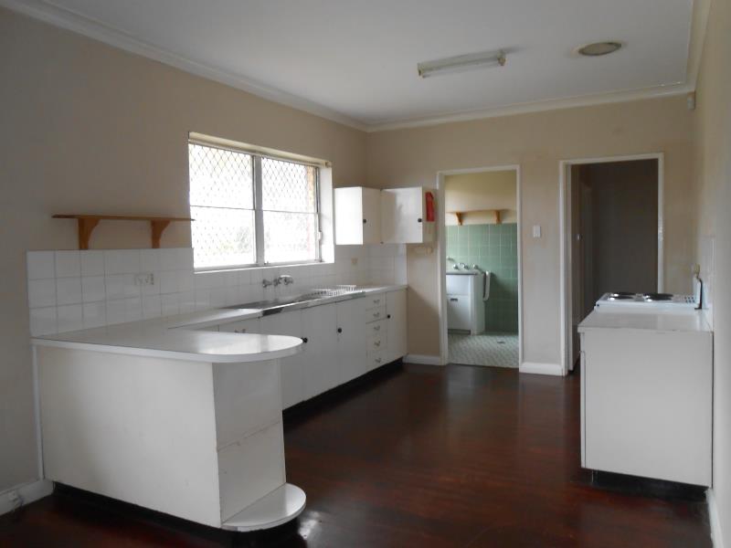 30 Edinburgh Street, West Tamworth, NSW 2340