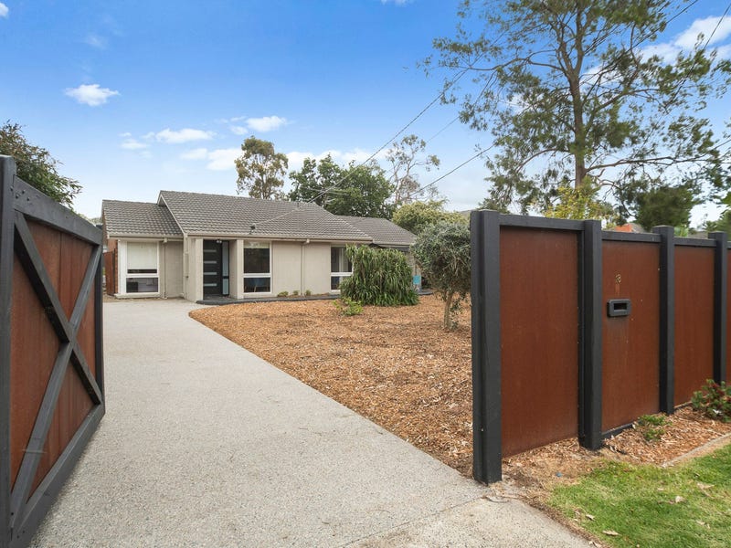 18 Pratt Avenue, Frankston South, VIC 3199