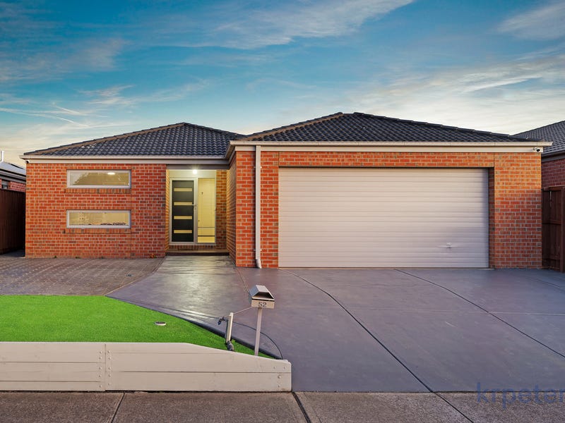 Real Estate & Property for Sale in Pakenham, VIC 3810 Pg. 2