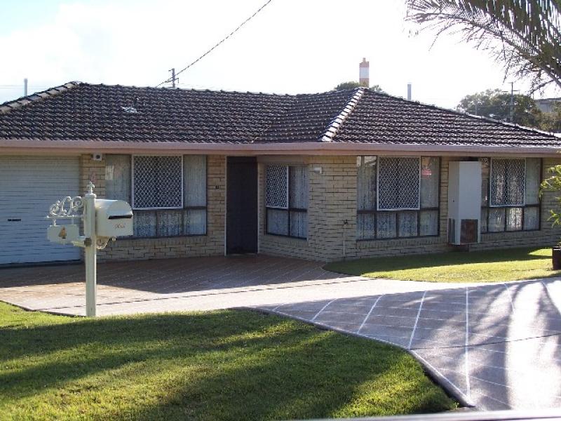 4 Hibiscus Avenue, Redcliffe, QLD 4020