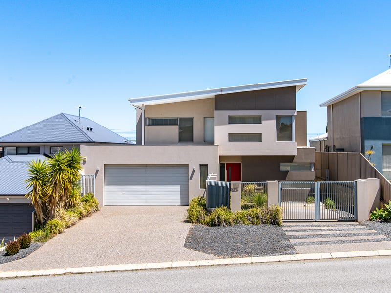 32 Spinnaker Heights, Yangebup, WA 6164 Property Details