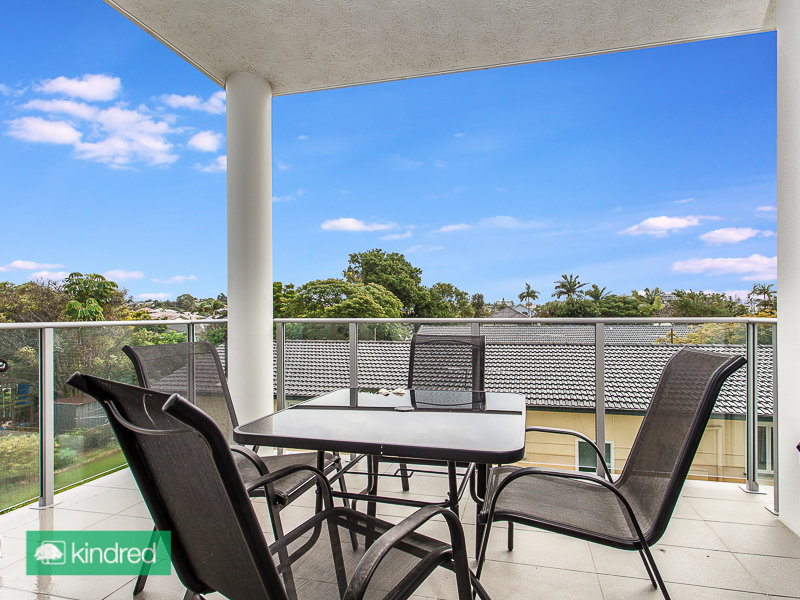 Sold Property Prices & Auction Results in Woody Point, QLD 4019 (+2