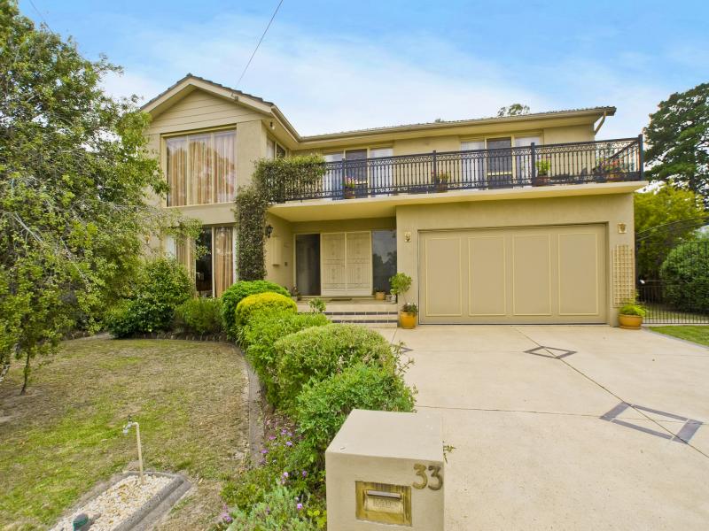 33 Walbrook Drive, Vermont South, VIC 3133