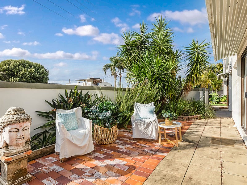 2/37 Buderim Avenue, Mooloolaba, Qld 4557 Property Details