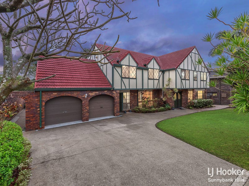 16 Sandringham Street, Mansfield, QLD 4122