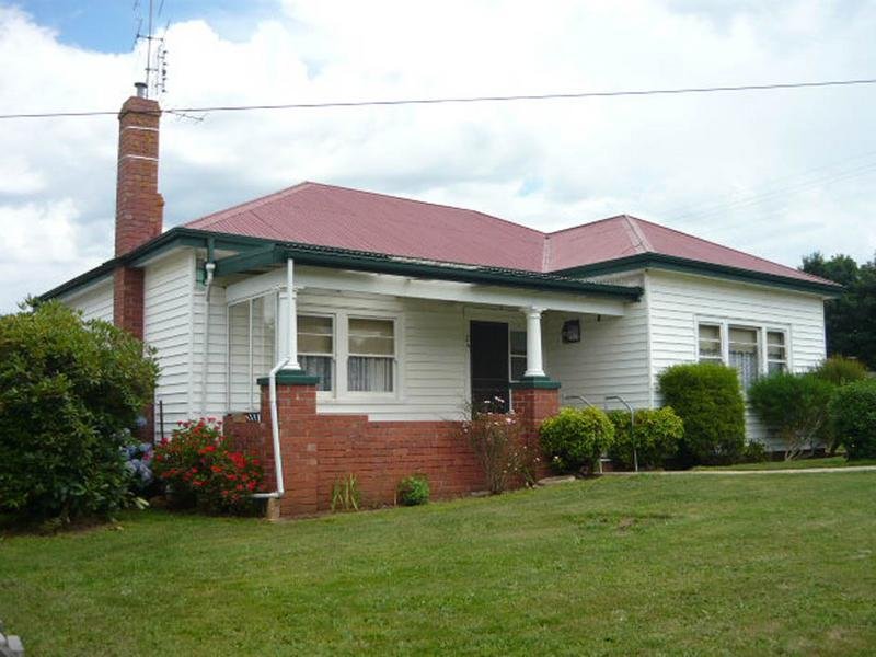 24 Stanbridge Street, Daylesford, Vic 3460 Property Details
