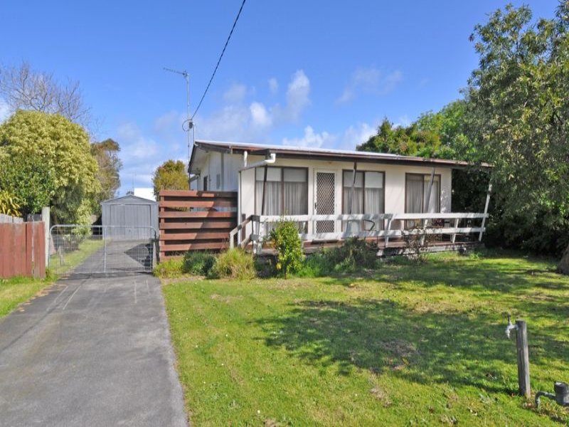 12 Bayview Avenue, Inverloch, VIC 3996