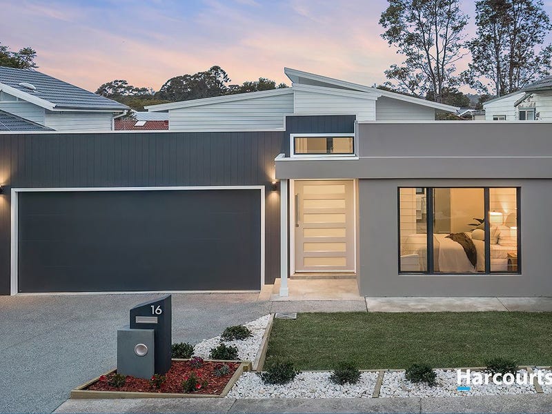 16 Addison Road, New Lambton, NSW 2305 16 Addison Road, New Lambton, NSW 2305