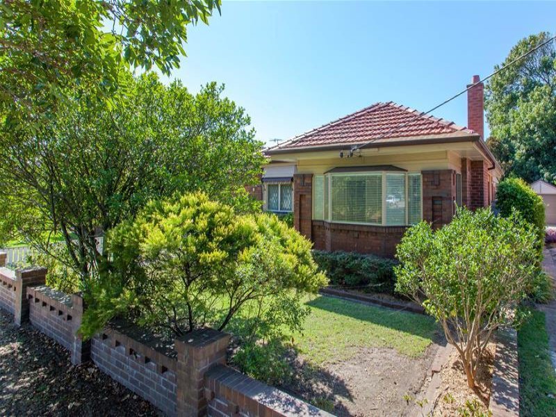 83 Gordon Avenue, Hamilton South, NSW 2303