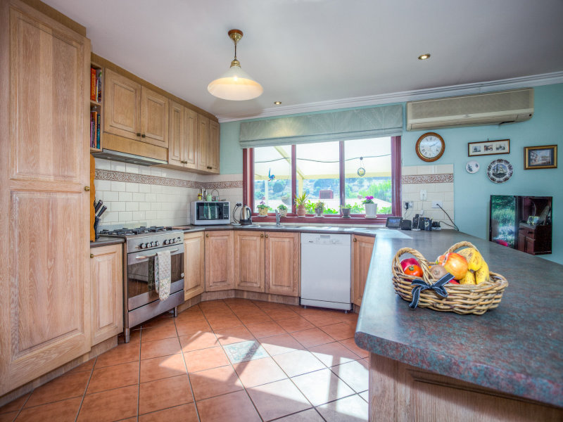 32 Frith Road, Gisborne, Vic 3437 Property Details